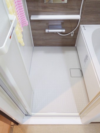 LIXIL　リノビオV　1216にお取替え